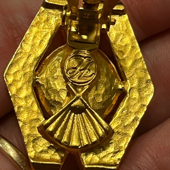 Karl lagerfeld gold tone faux pearl clip on fun earrings - Picture 5 of 8